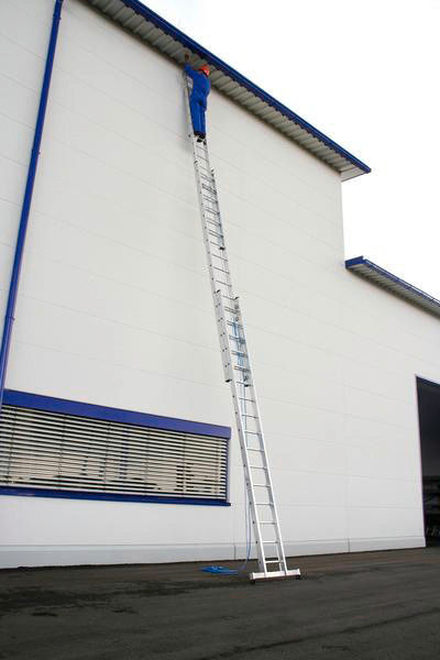 DENIOS Aluminijumske Trodelne Potezne Merdevine sa Užetom 3 x 14 Prečki 262221W