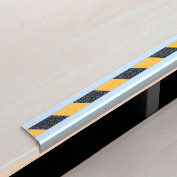 Antirutschtreppenkantenprofil Aluminium M2 Crno/Žuto 1000 mm 263818W