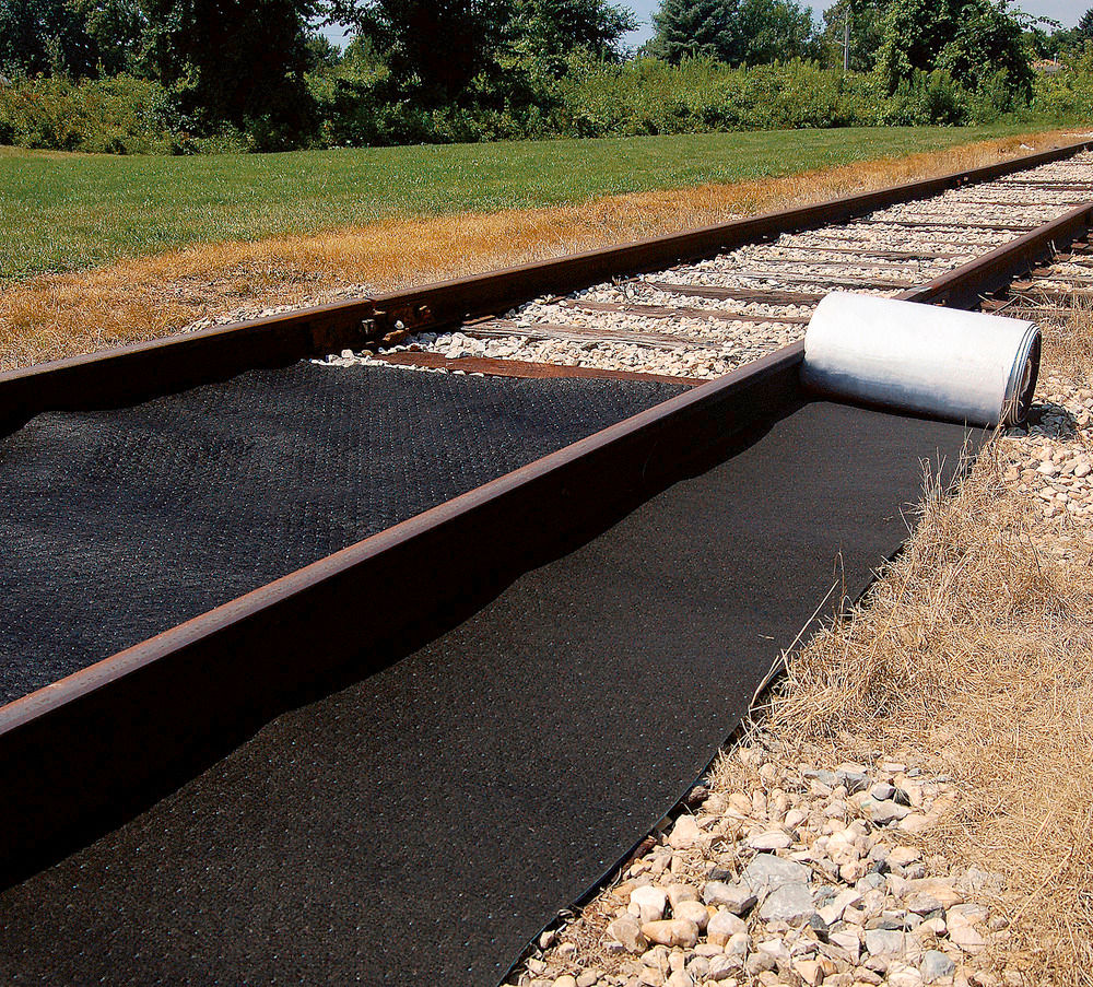 DENSORB Vlies Rola Za Apsorpciju Ulja Outdoor Long Life 24m x 1450mm Bela