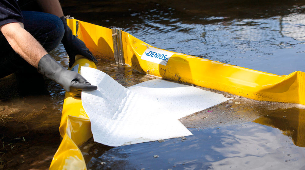 DENSORB ECOLINE 250 Naftna Barijera 7,5m Za Male Vodene Površine