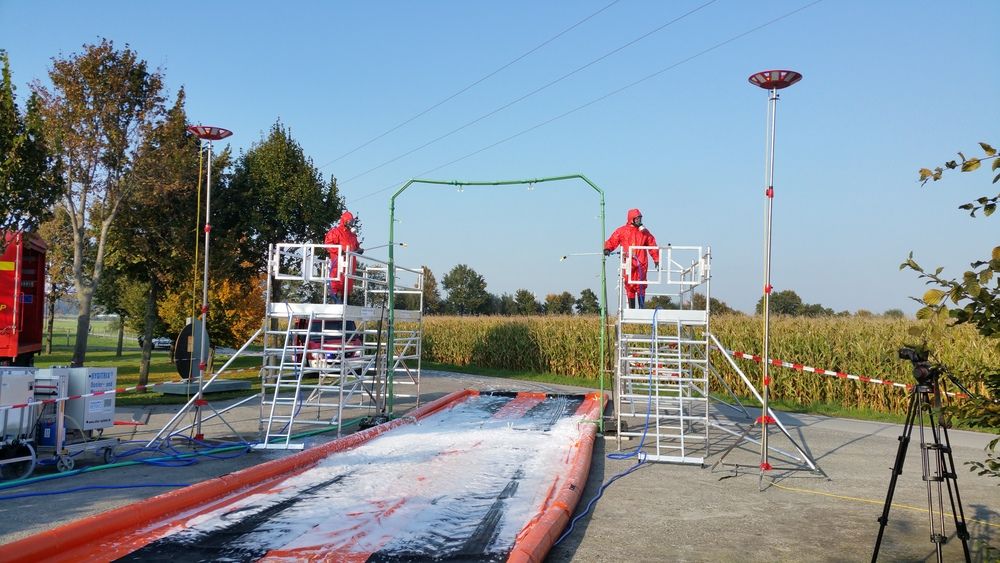DENIOS Mobilna dezinfekciona kada AERO 3900 x 6000 mm
