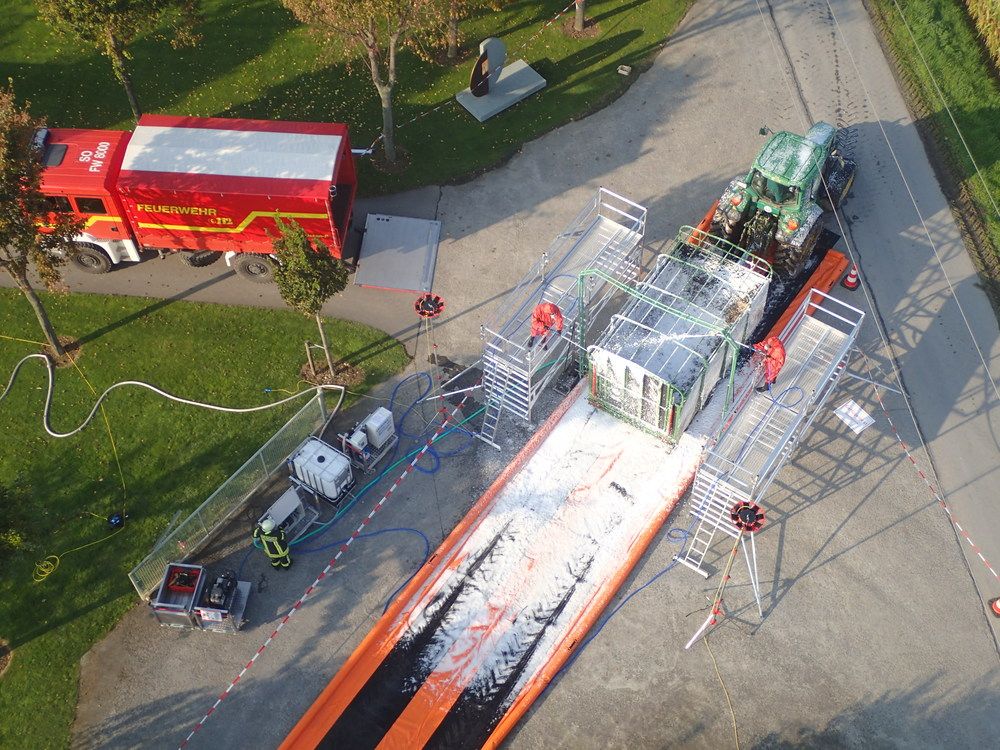 DENIOS Mobilna dezinfekciona kada AERO 3900 x 6000 mm