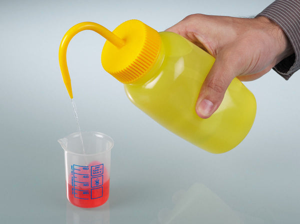 LDPE Sigurnosna Boca sa Raspršivačem Bez Natpisa 500 ml Pakovanje od 12 Komada DENIOS 309711W